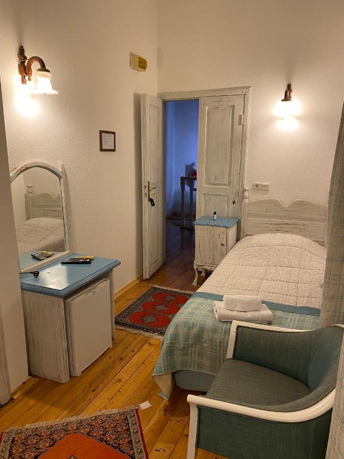 Single Room,1205400124:JPEG