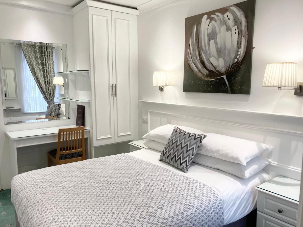 Quarto Duplo