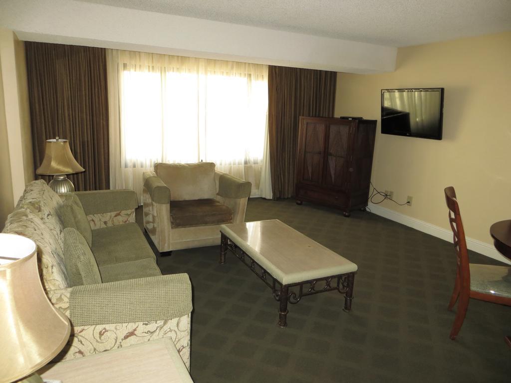 Suíte de 2 Quartos (Sem Taxa de Resort)