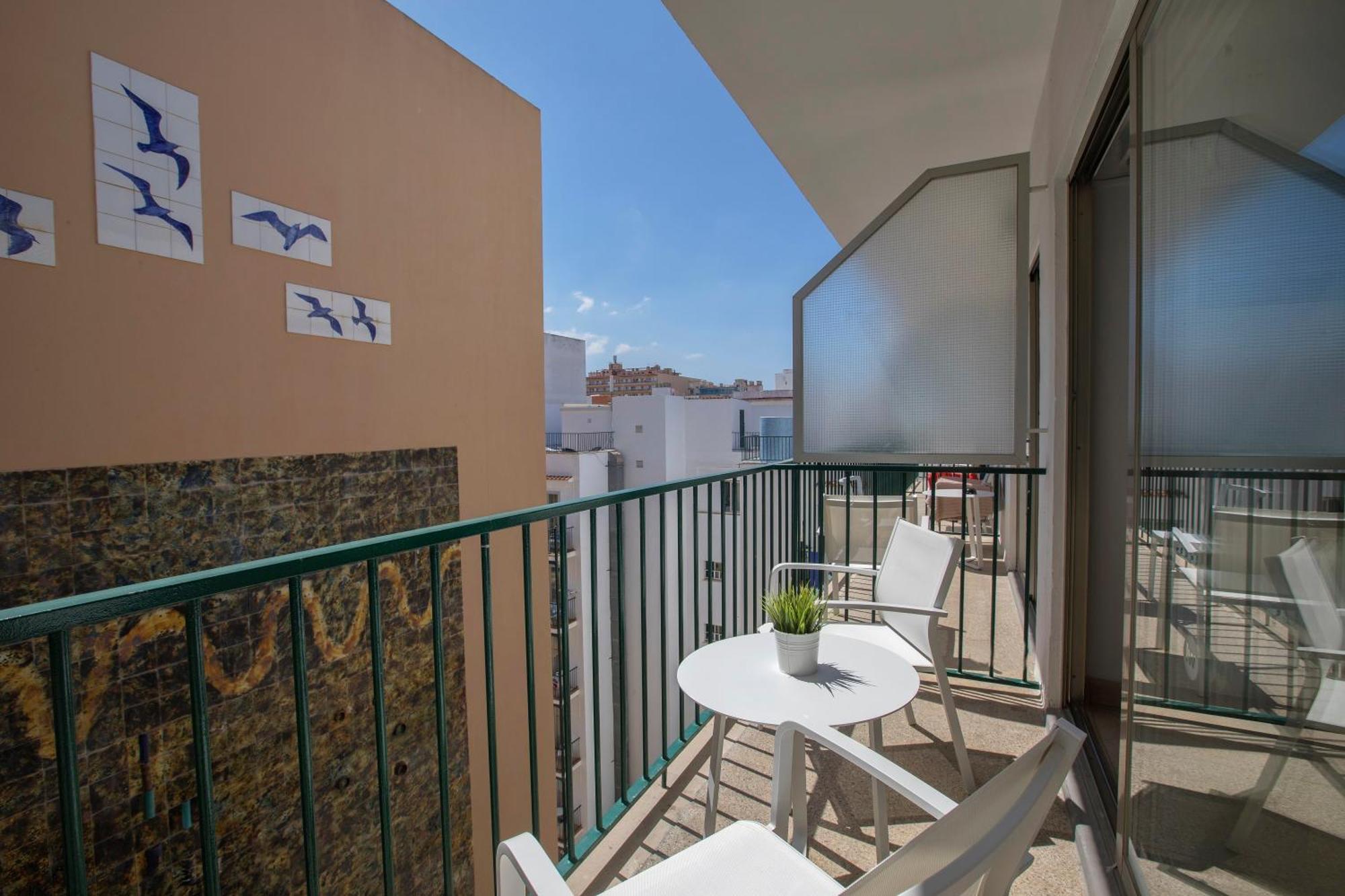 Twin Room Balcony,1306834372:JPEG