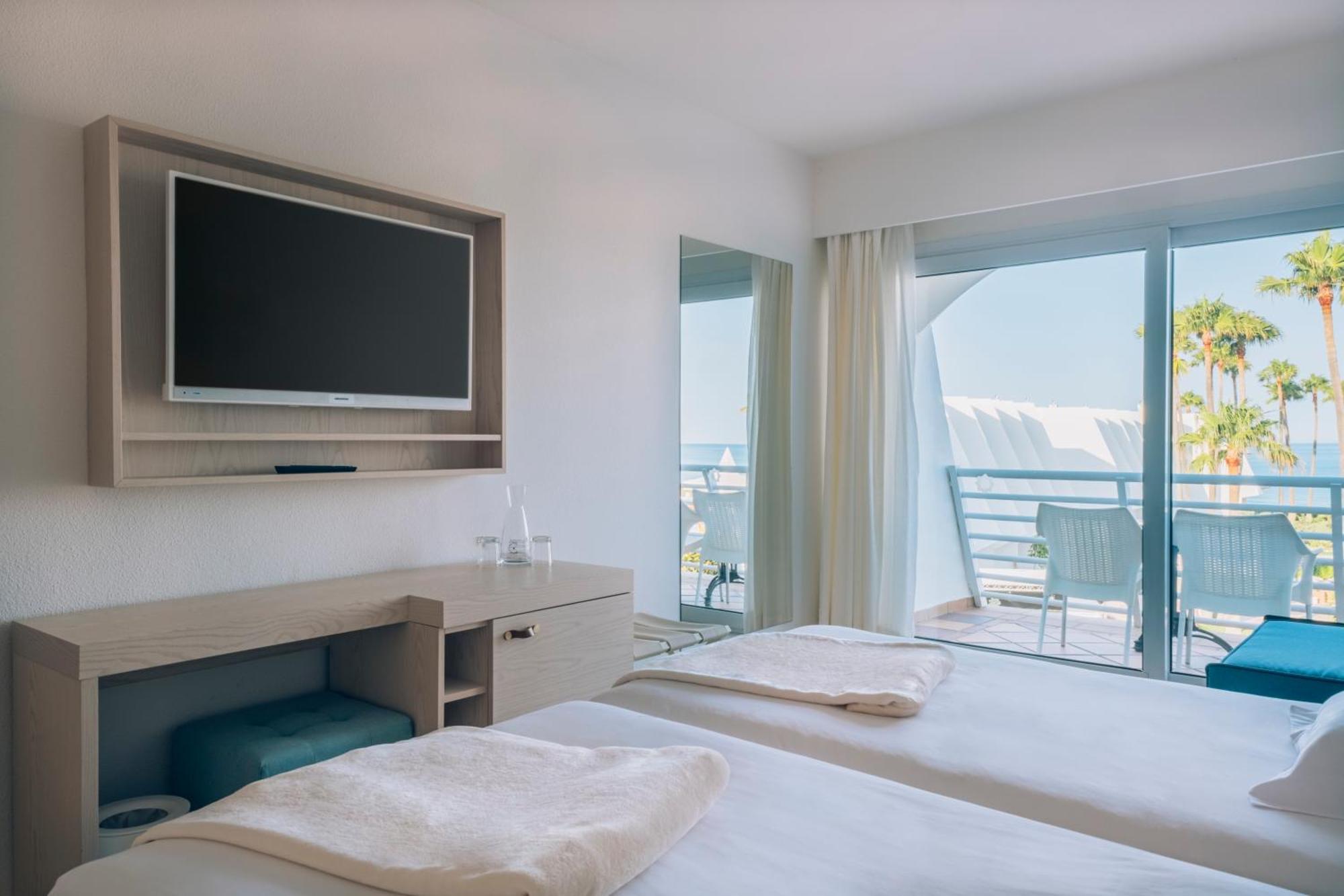 Habitación Doble con vistas al mar