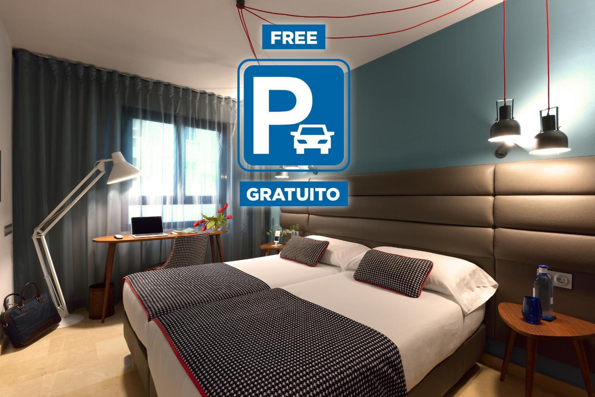 Chambre Double ou Lits Jumeaux avec Lit d’appoint (3 Adultes) - Parking Gratuit