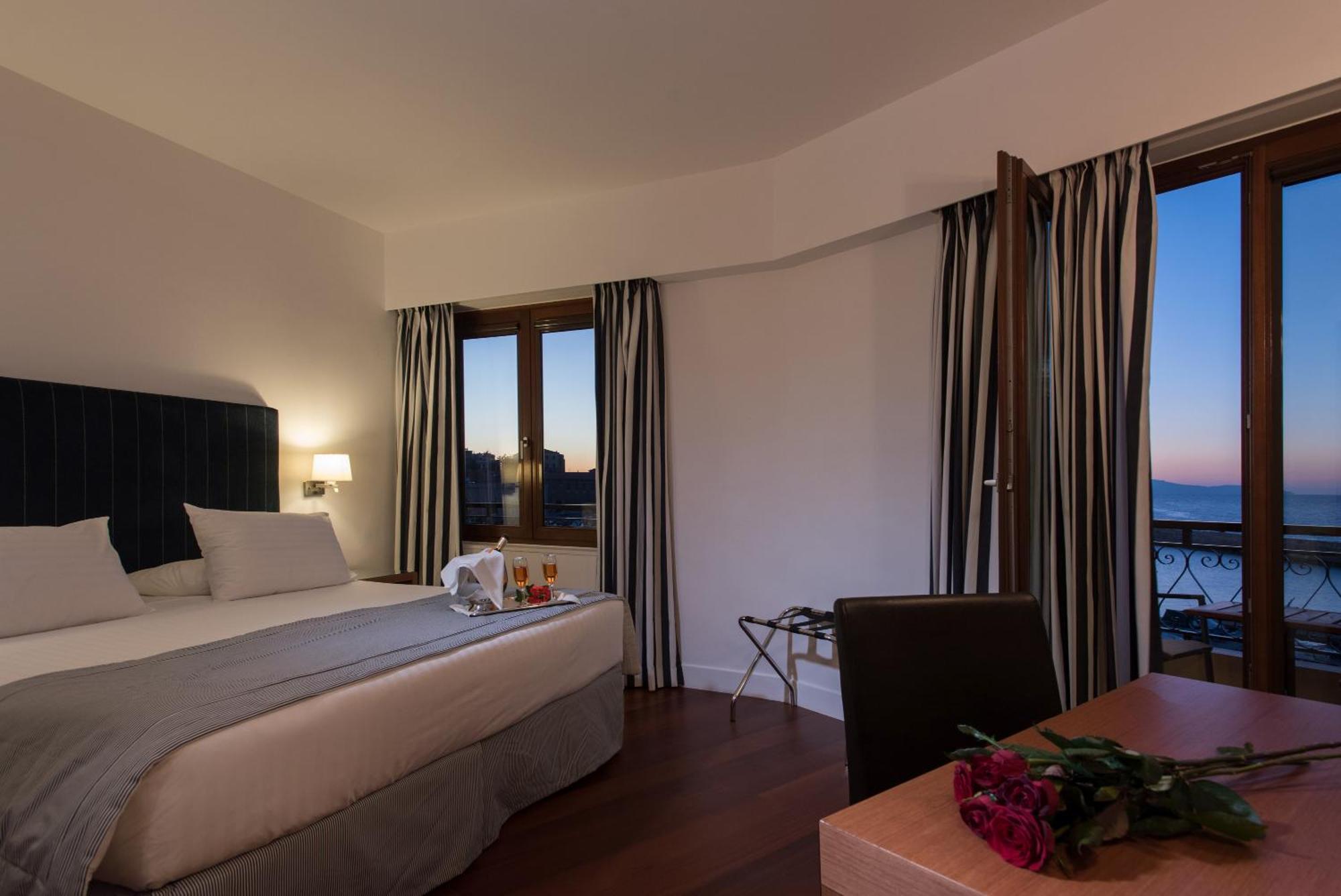 Suite con Vista Mare - Vasca all'Aperto