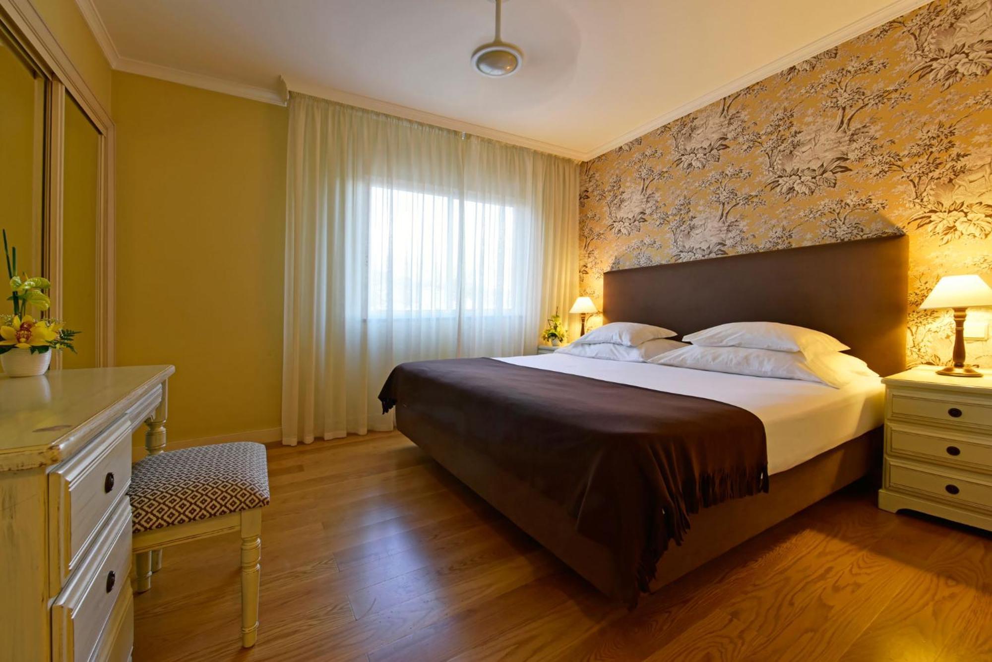 Quarto Familiar Triplo Superior