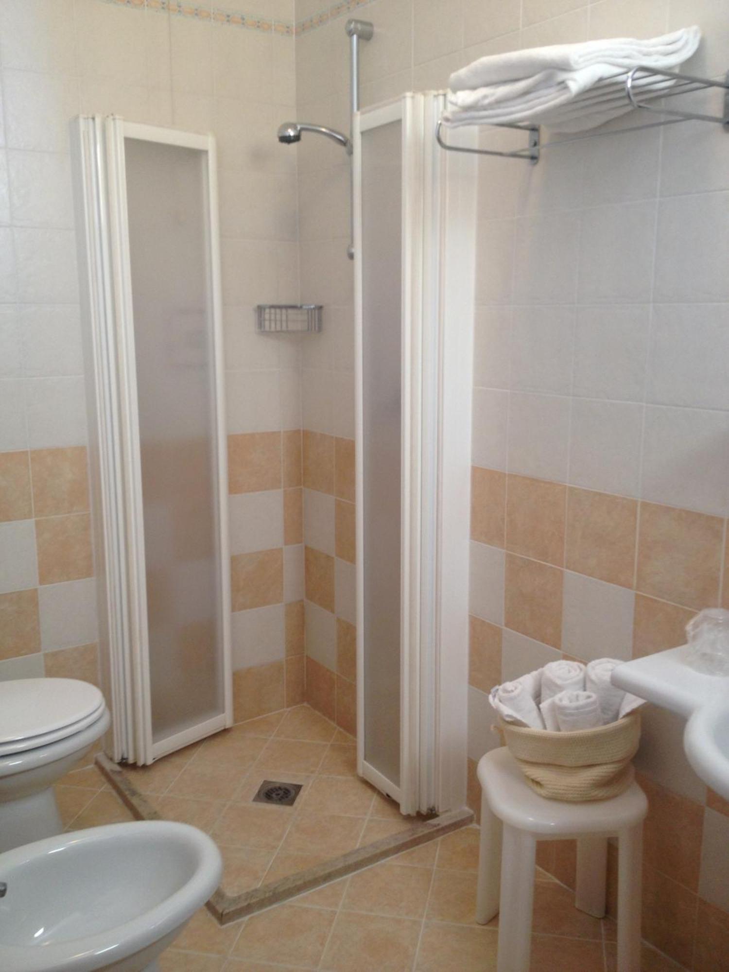 Triple Room,1209541093:JPEG