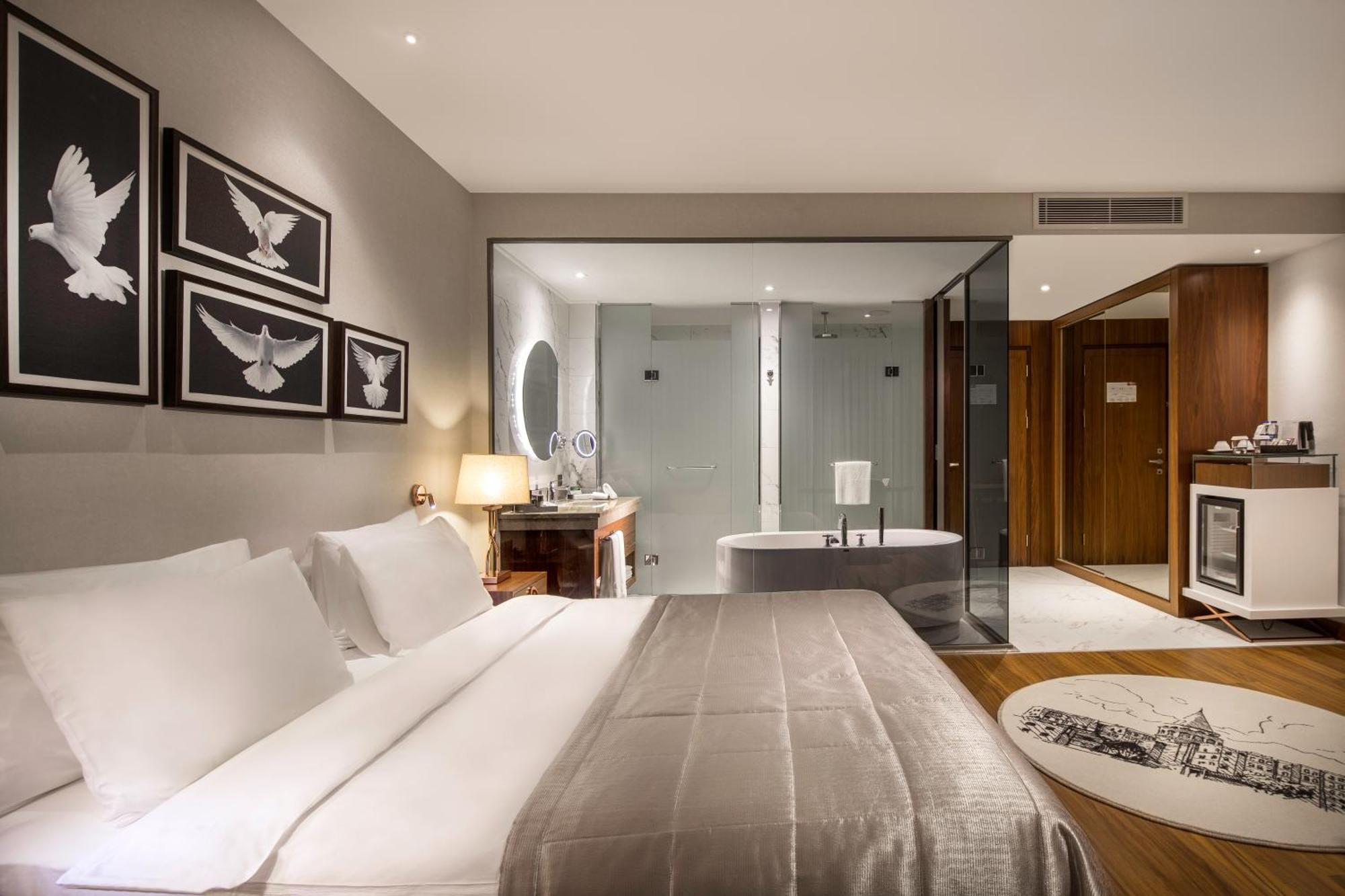 Quarto King Executivo com Banheira