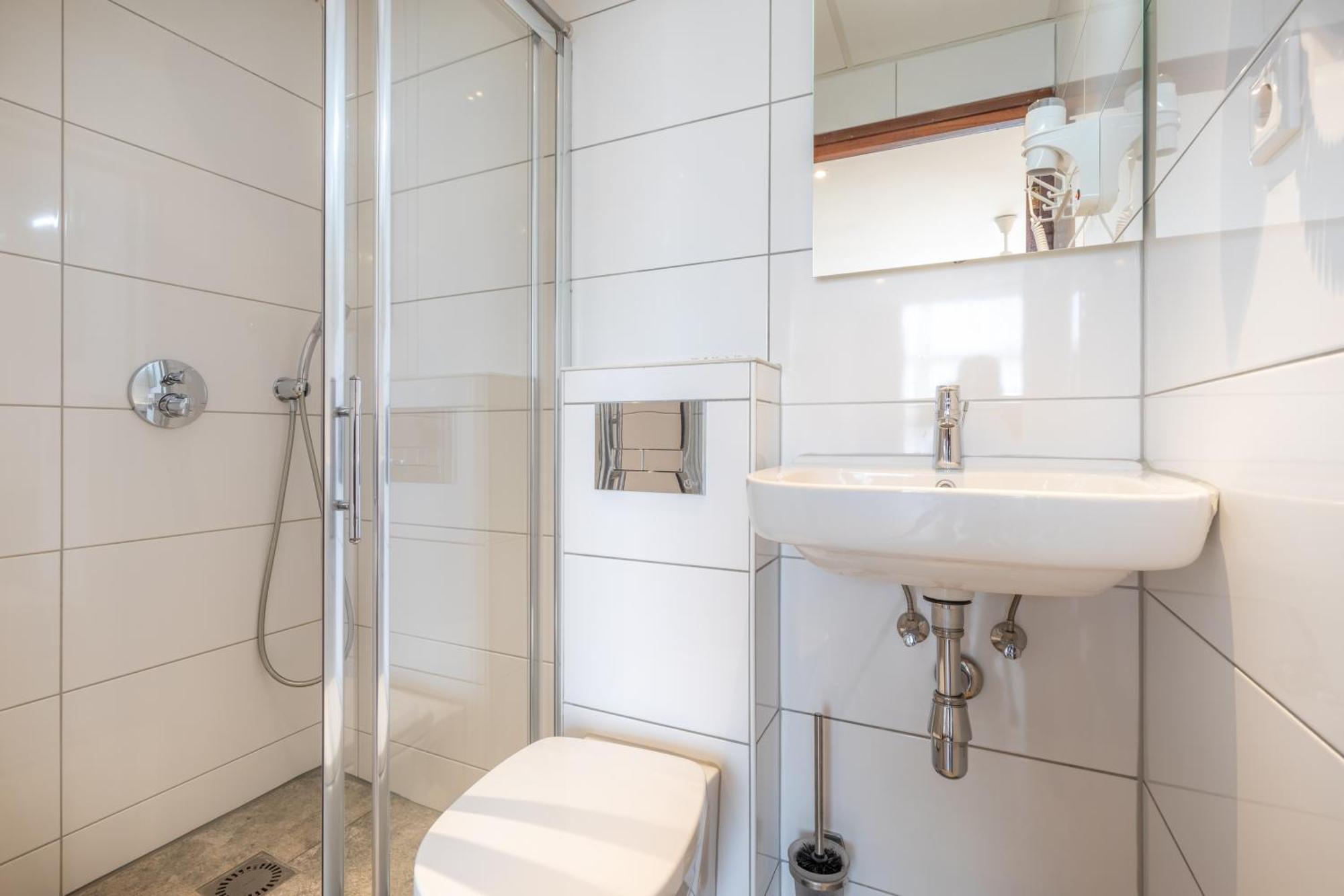 Standard Single Room,1210205980:JPEG