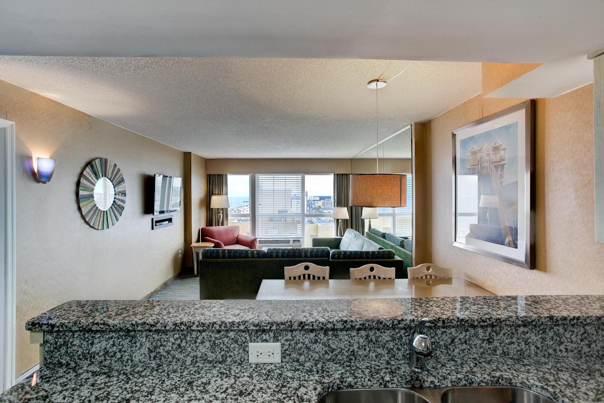 1 Bedroom Suite Ocean View