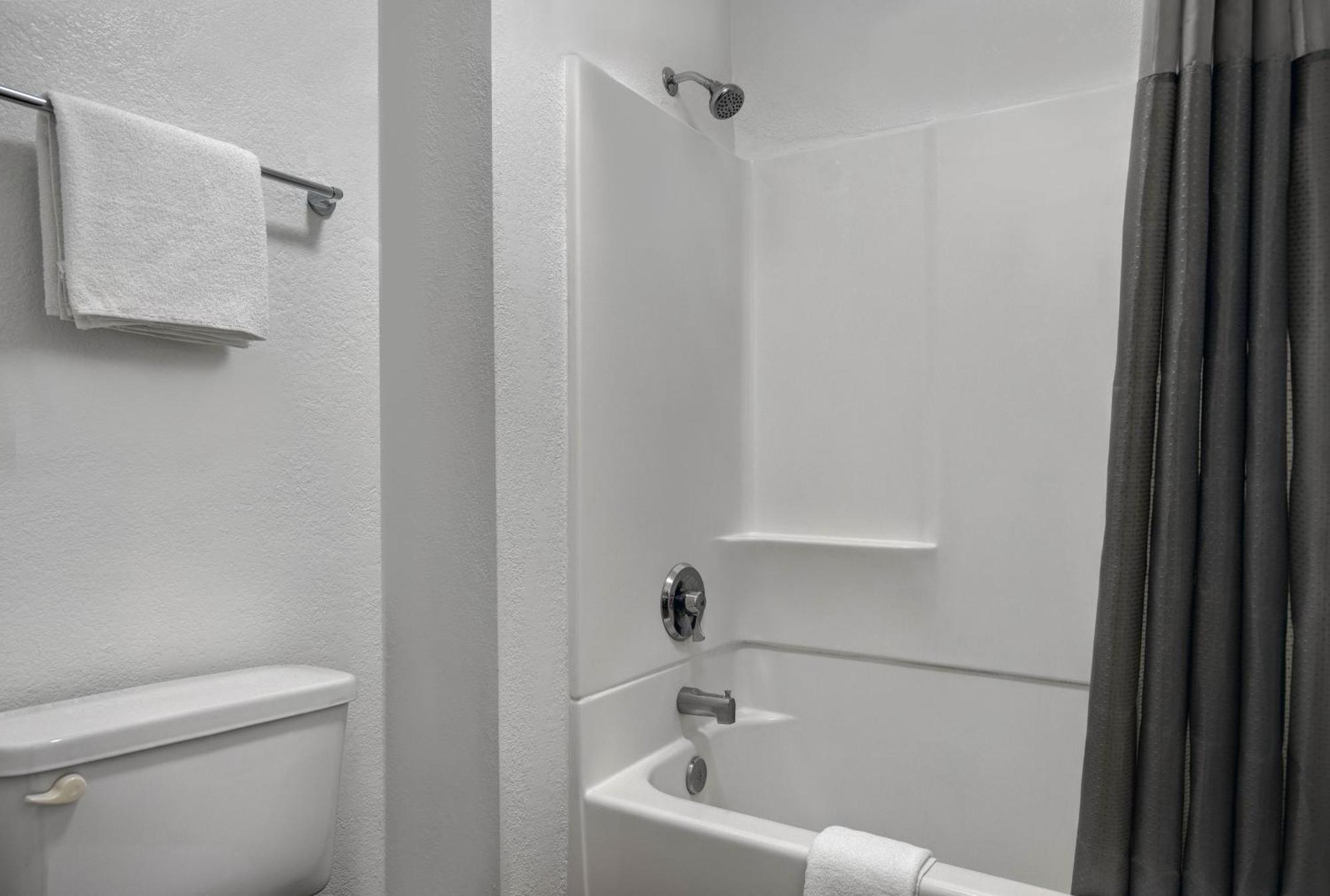 Premium Quadruple Room
