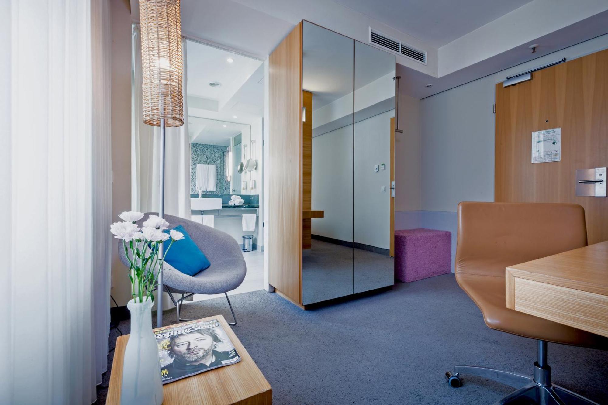 Tweepersoonskamer met 2 Aparte Bedden - Hoge Etage