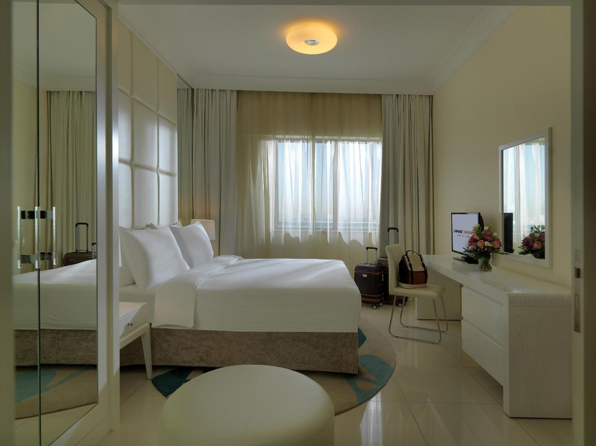 Two Bedroom City View with kitchenette and Private Balcony,1212295777:JPEG