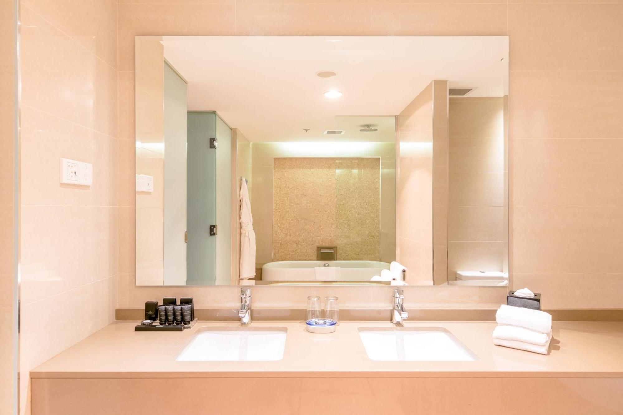 Junior Suite,1212530899:JPEG