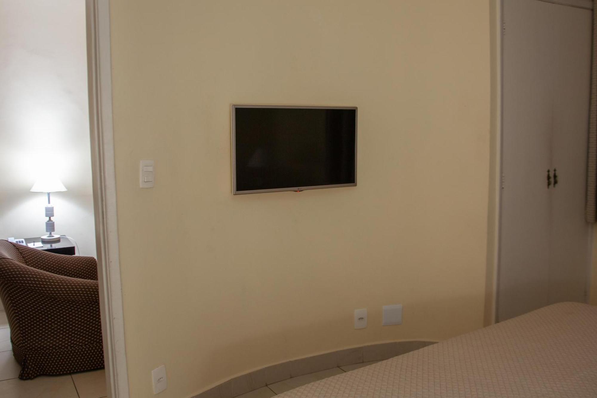 Executive Suite,1212800026:JPEG