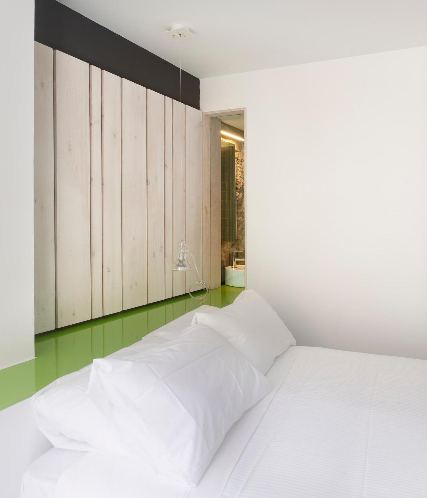 Double or Twin Room,1214690770:JPEG
