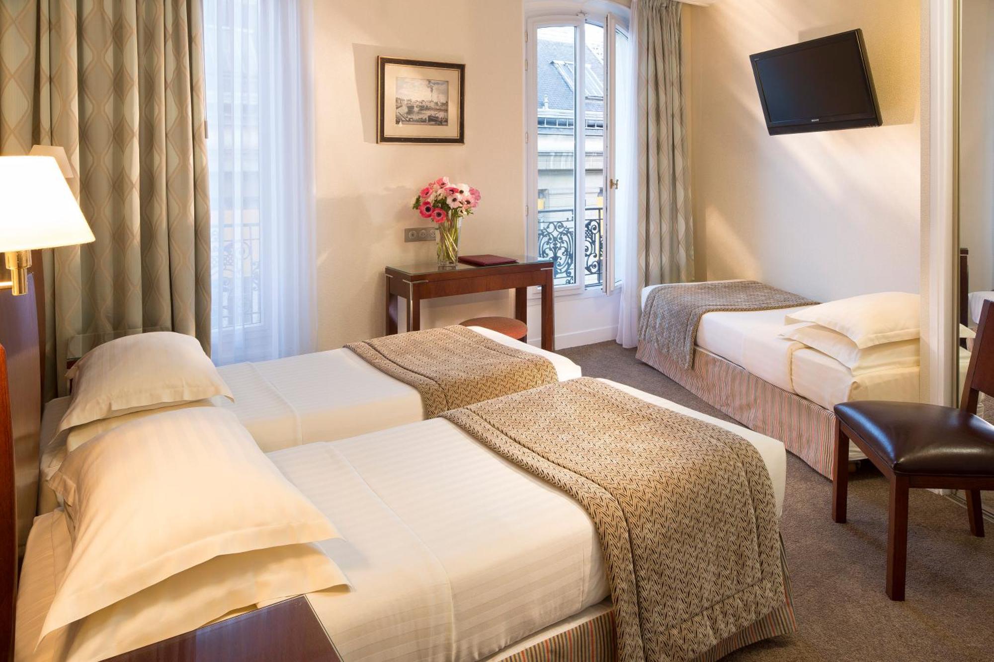 Quarto Triplo Superior