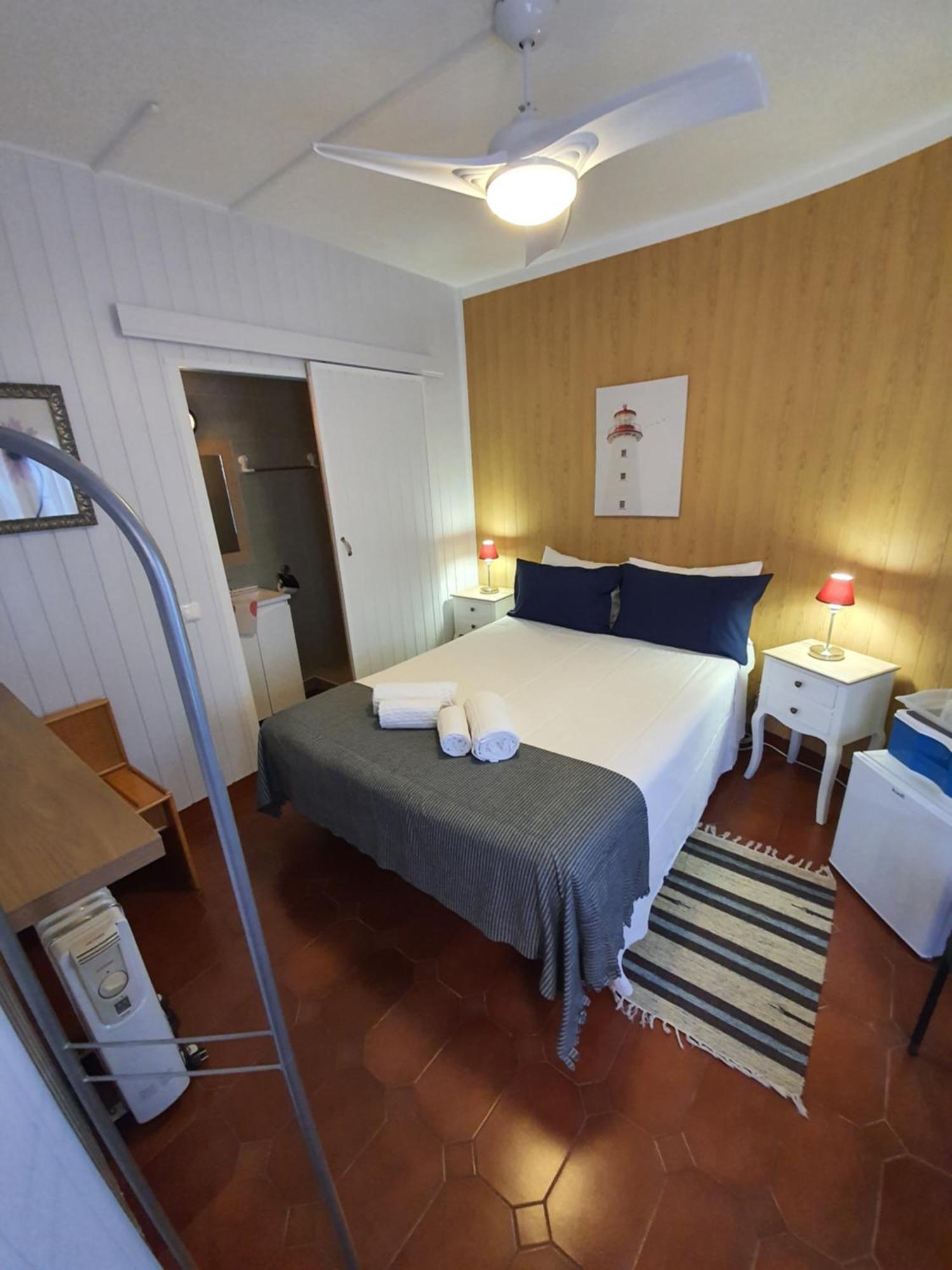 Budget Double Room,980002765:JPEG