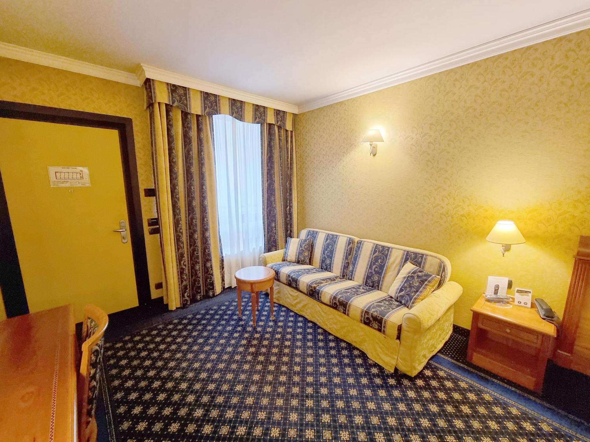 Junior Suite (2 Adults),1668047771:JPEG
