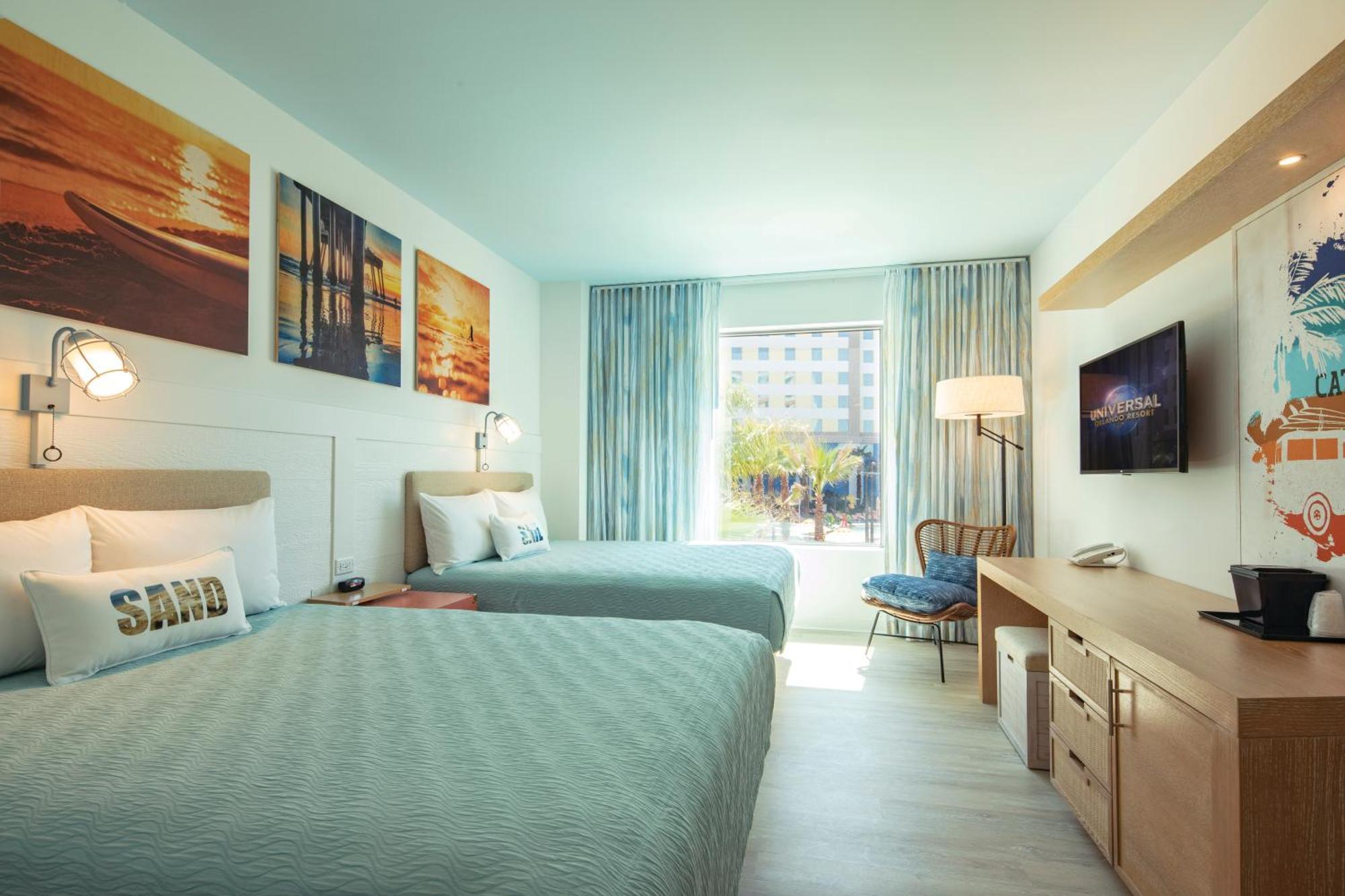 Quarto Standard com Vista da Piscina, Acessível a Pessoas com Audição Condicionada (Inclui Entrada Antecipada no Parque*)
