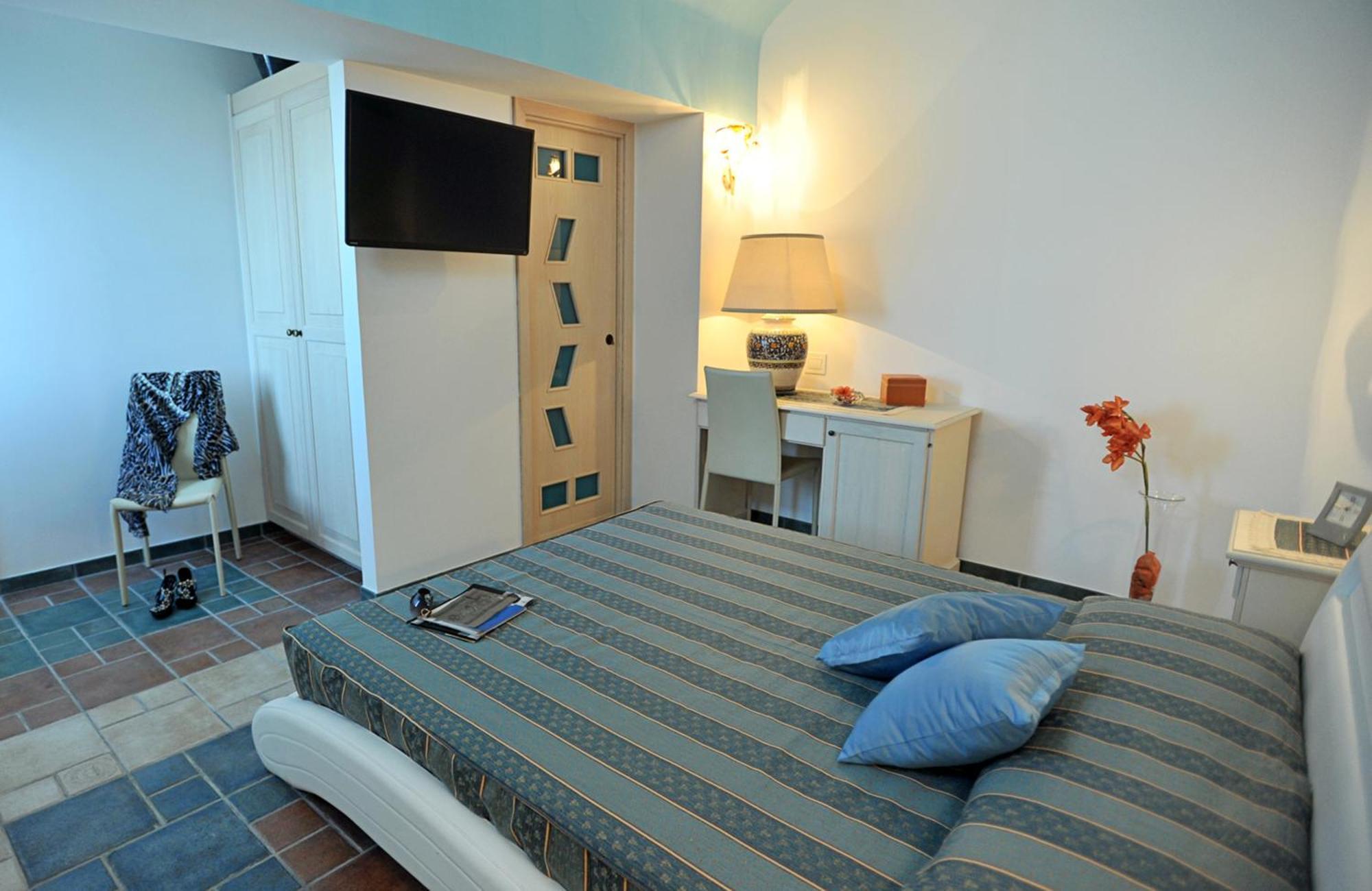 Double Room Street View,1217781142:JPEG