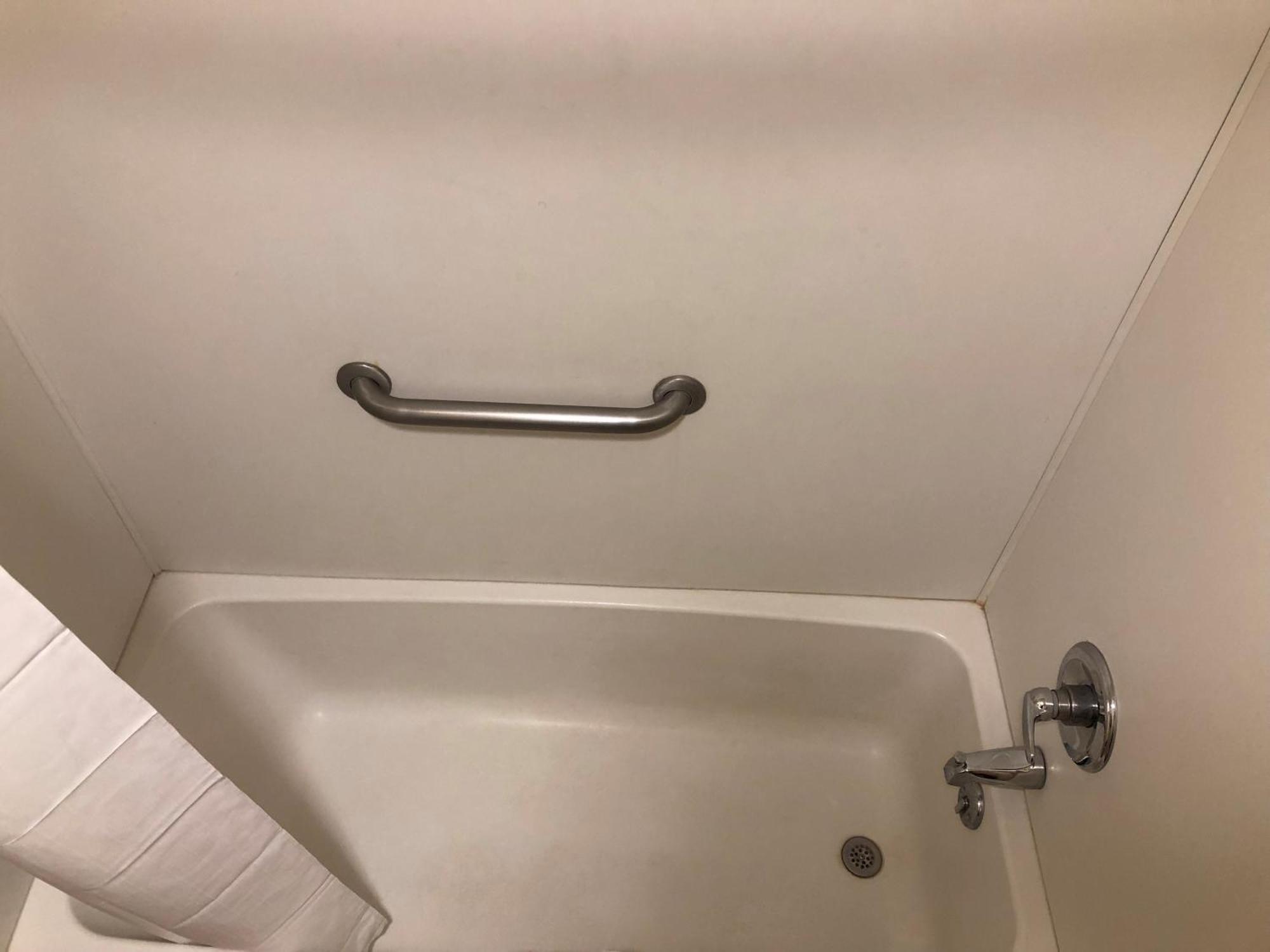 King Room - Disability Access/Non-Smoking