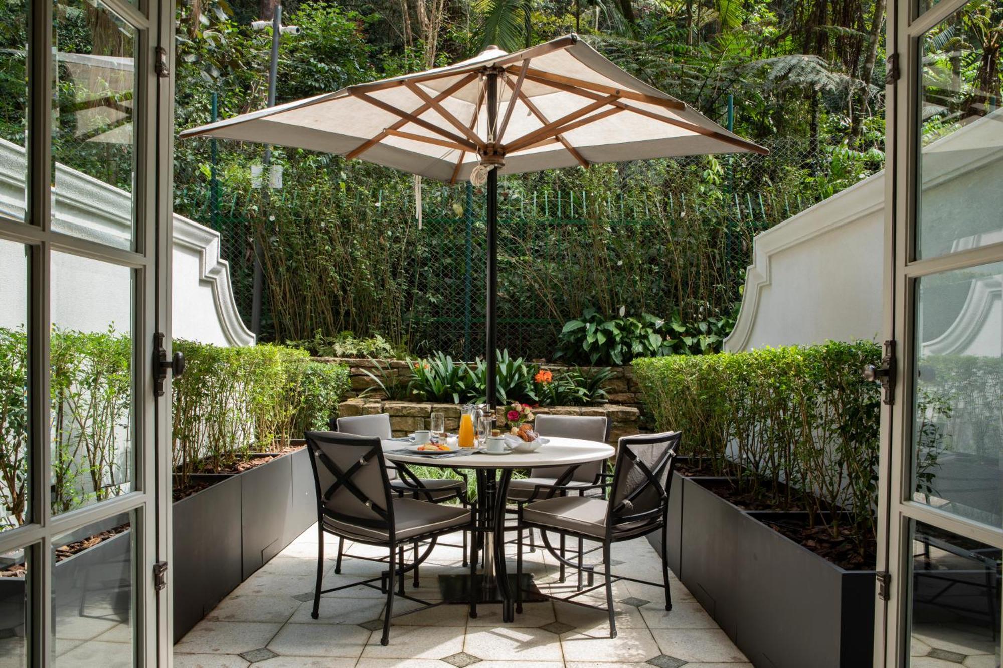 Quarto Prestige com Terraço (2 Adultos)