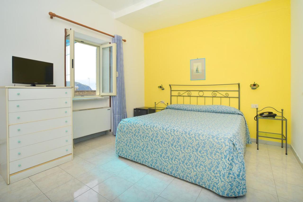 Double Room with Balcony,1224754919:JPEG