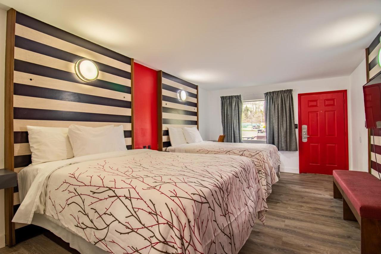 Queen Room with Two Queen Beds -  Second Floor