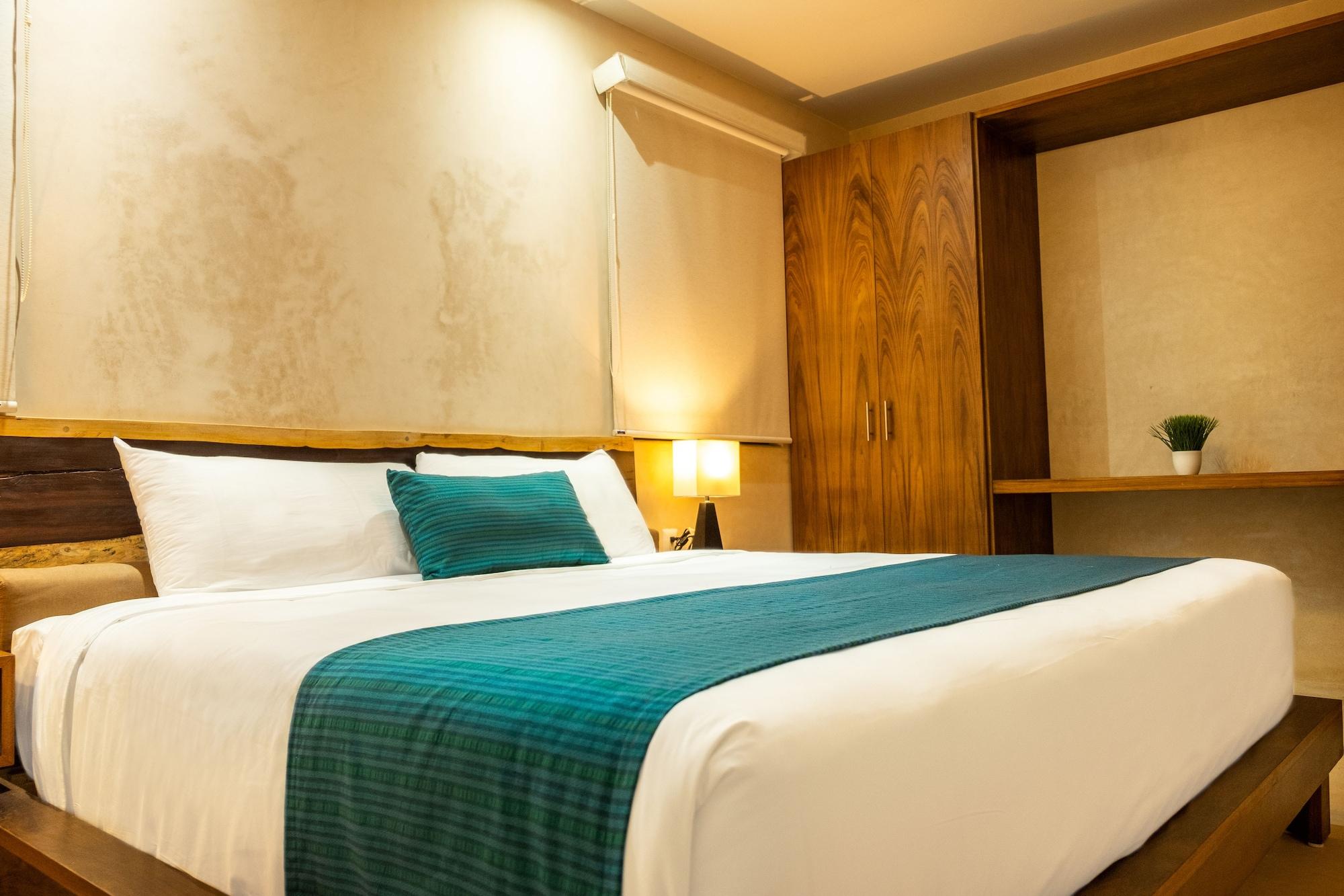 Standard King Room,1227375950:JPEG