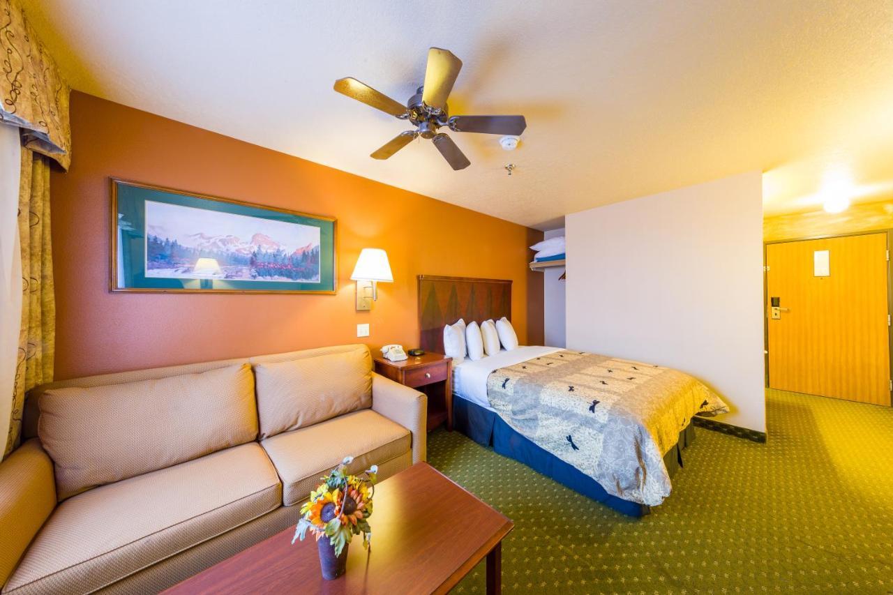 Queen Room
