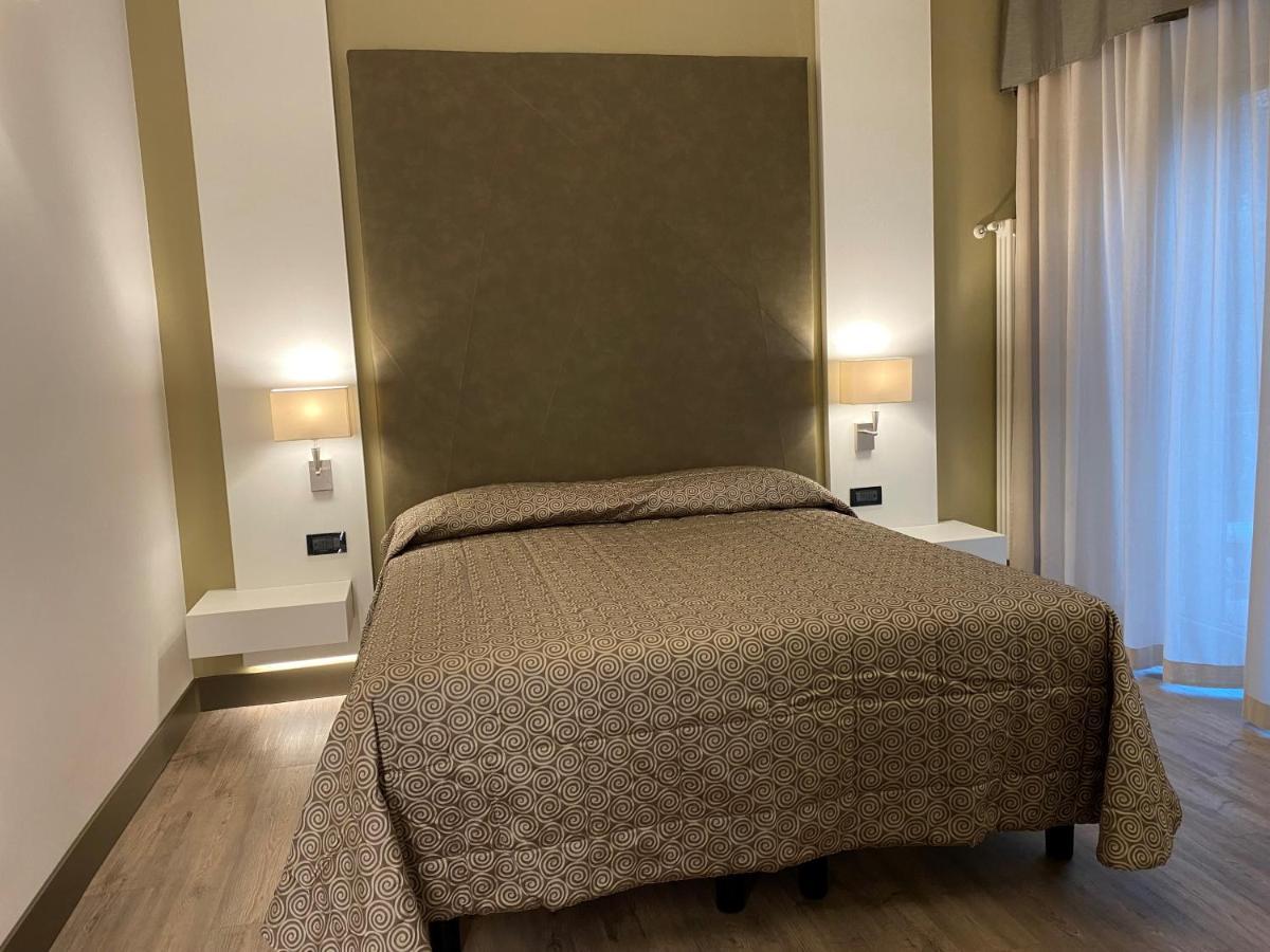 Standard Double or Twin Room Balcony,1231900019:JPEG