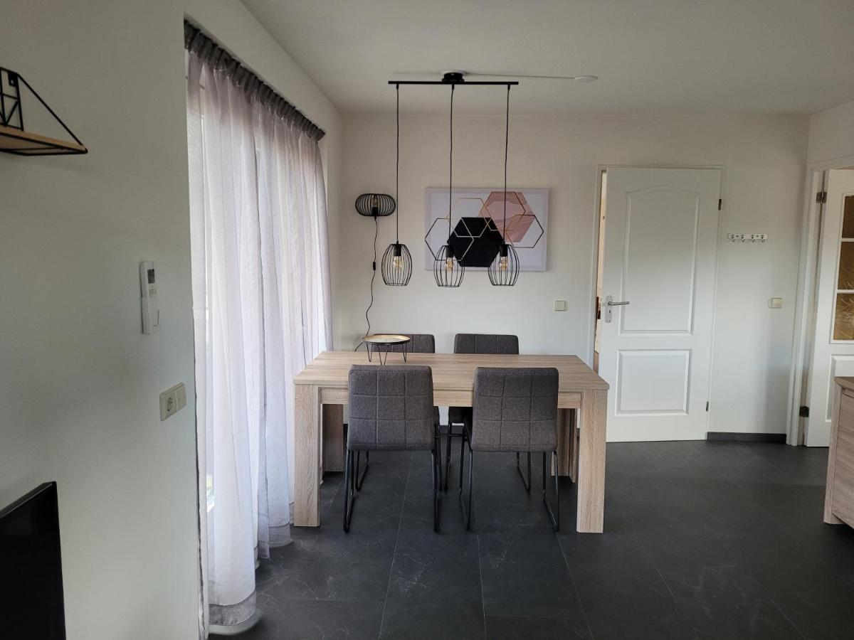 One-Bedroom Apartment,1233274511:JPEG