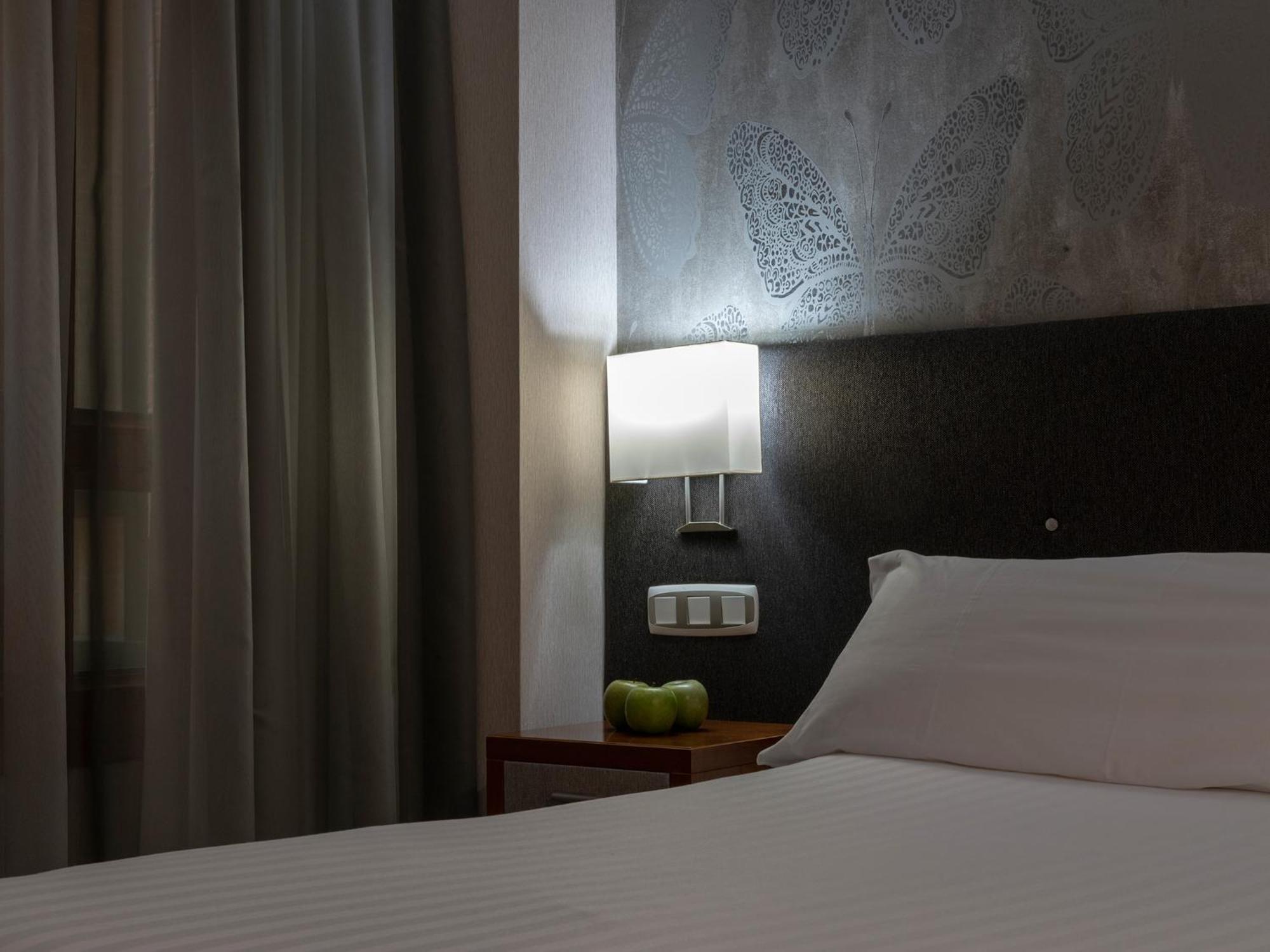 Deluxe Double Room,1234903628:JPEG