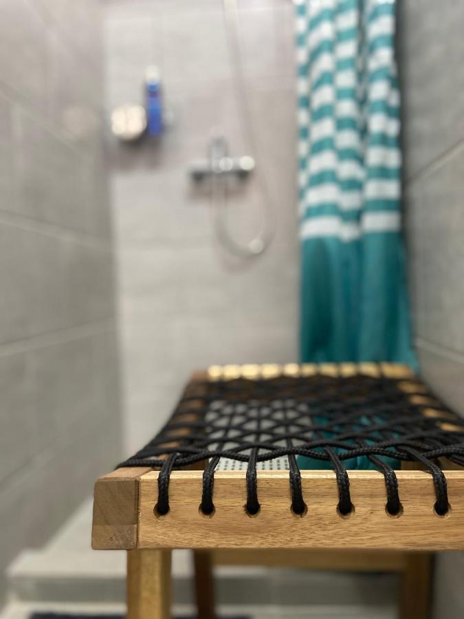 Tweepersoonskamer met Gedeelde Badkamer