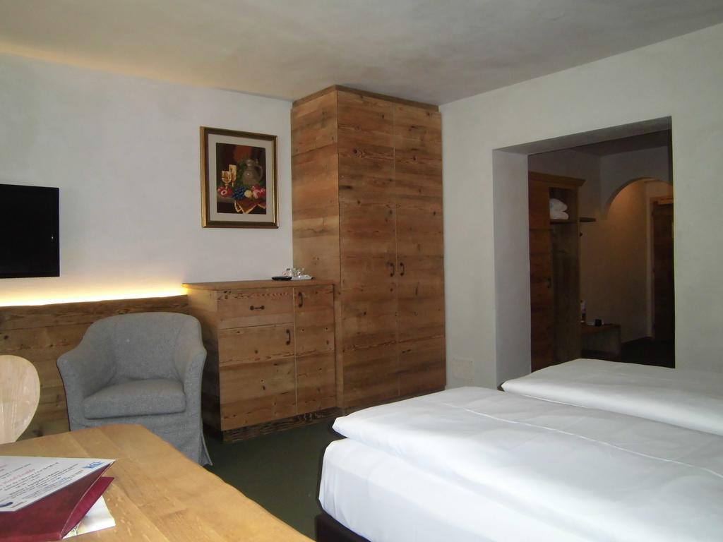 Suite (2 Adults),124274661:JPEG