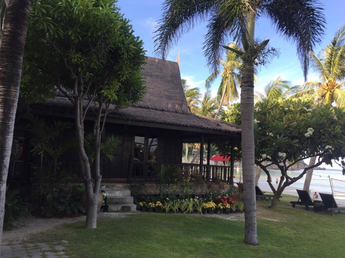 Bungalow Beach Front