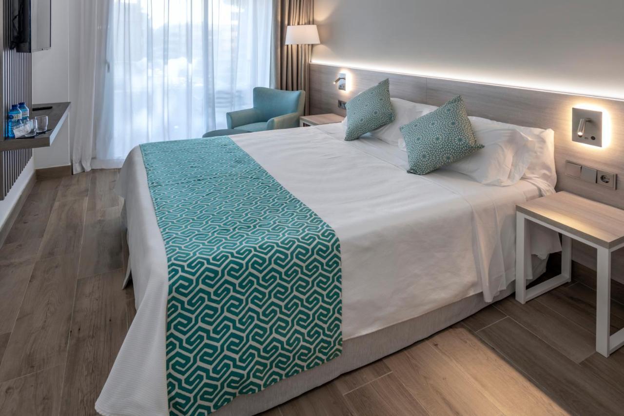 Double Room with Sea View (2 Adults),1244982604:JPEG