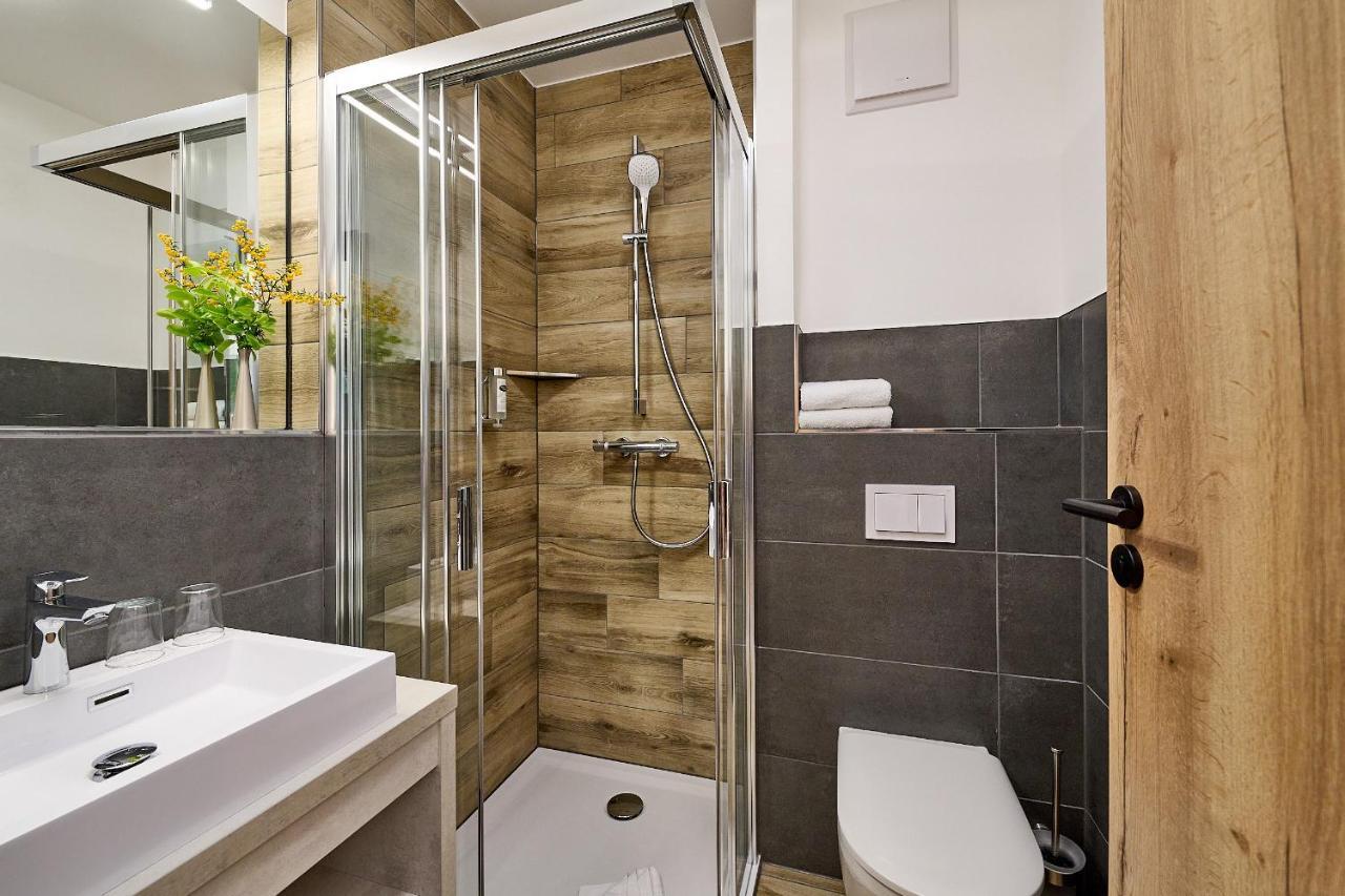 Standard Double Room,1245243898:JPEG