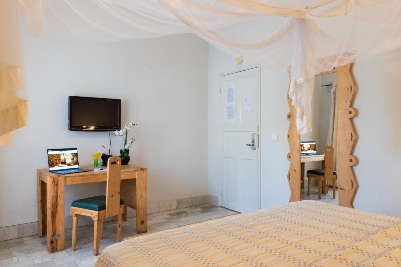 Doppelzimmer mit Balkon
