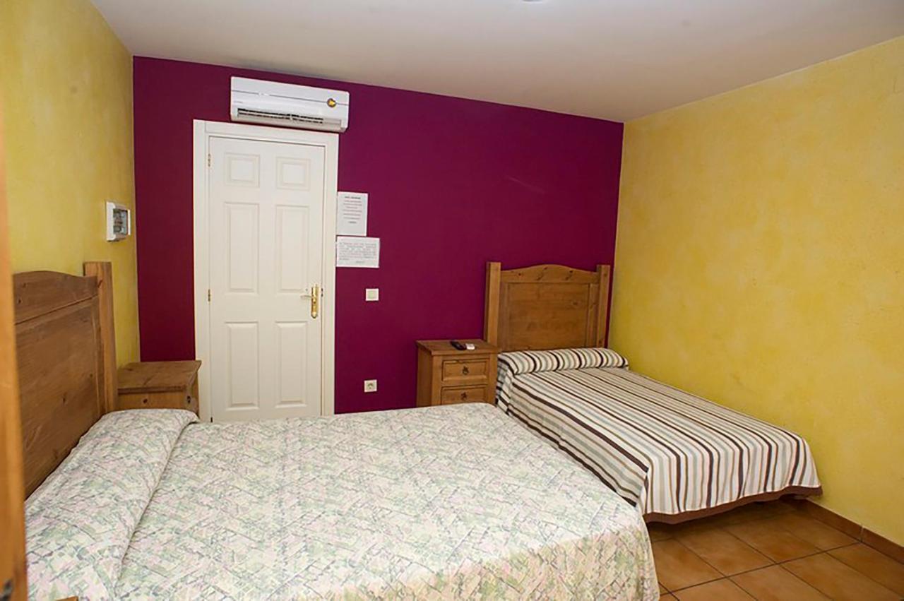 Habitación Doble con cama supletoria - 2 camas