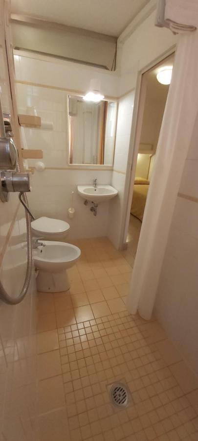 Economy Single Room,1246395631:JPEG