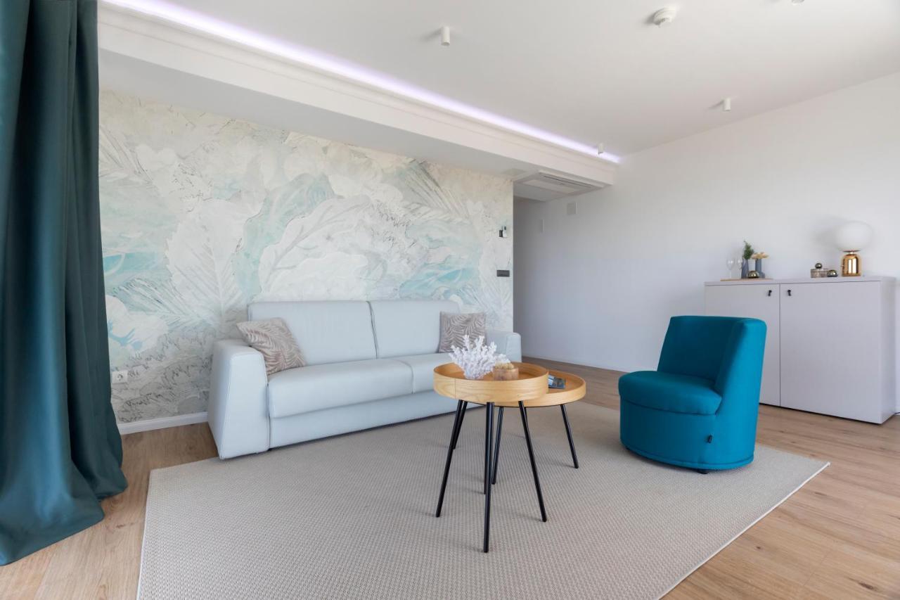 Deluxe Suite mit Meerblick und Balkon