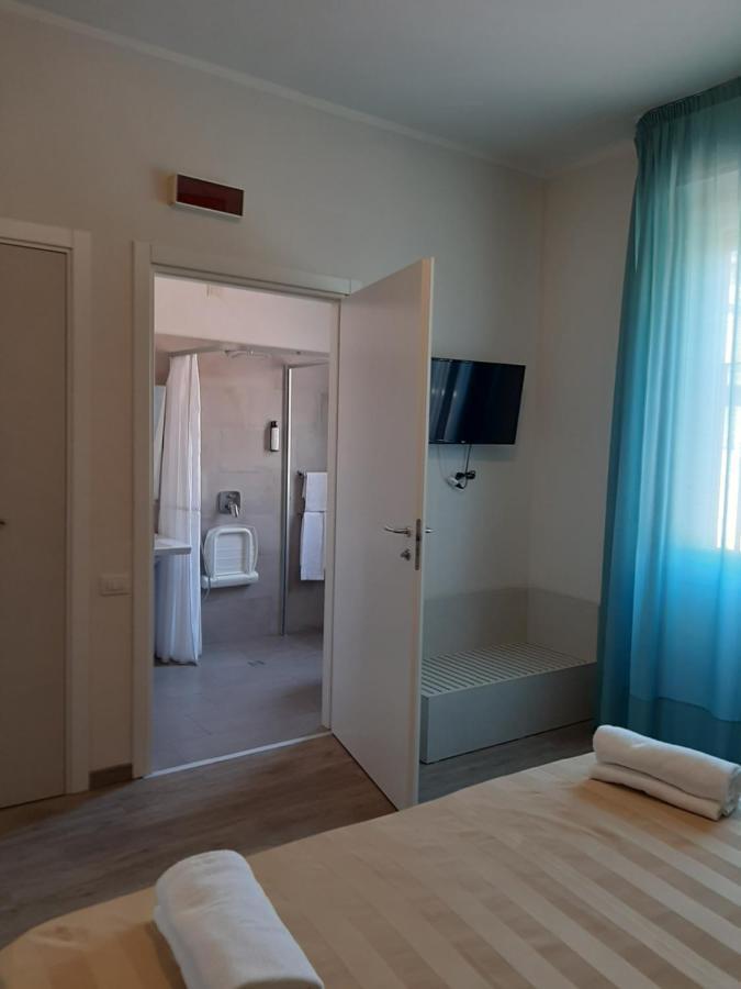 Double Room - Disability Access,1253383903:JPEG