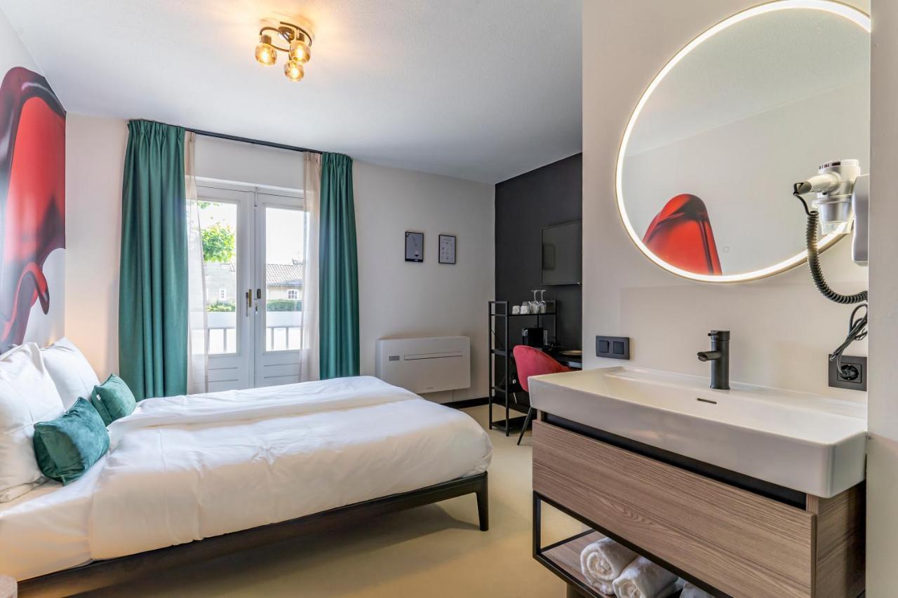 Comfort Room,1306584799:JPEG