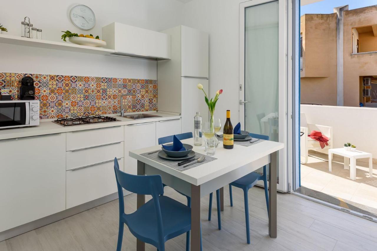 One-Bedroom Apartment,1261759525:JPEG