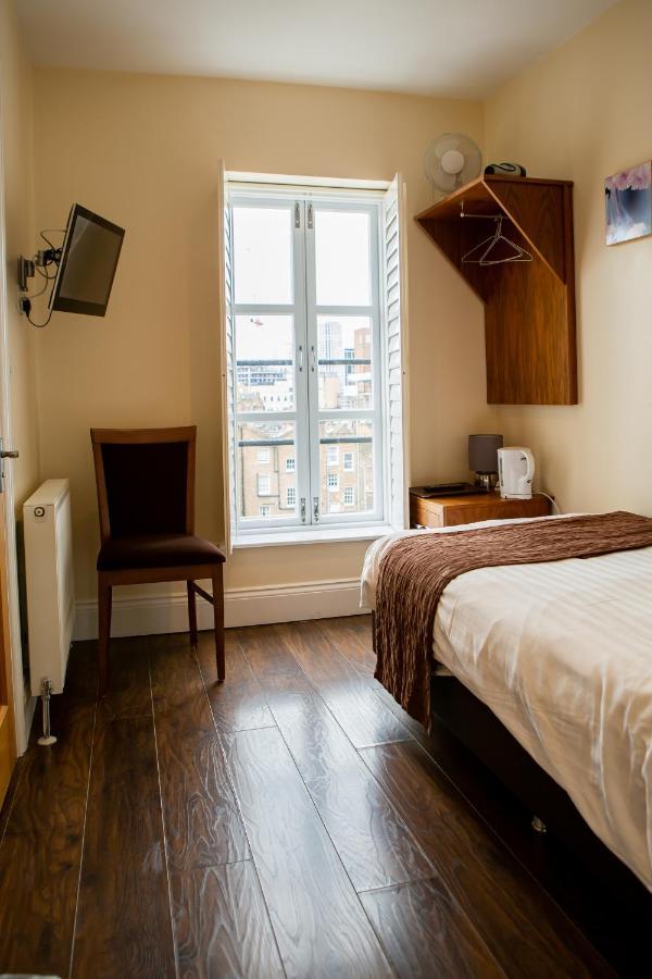 Single Room,1263376615:JPEG