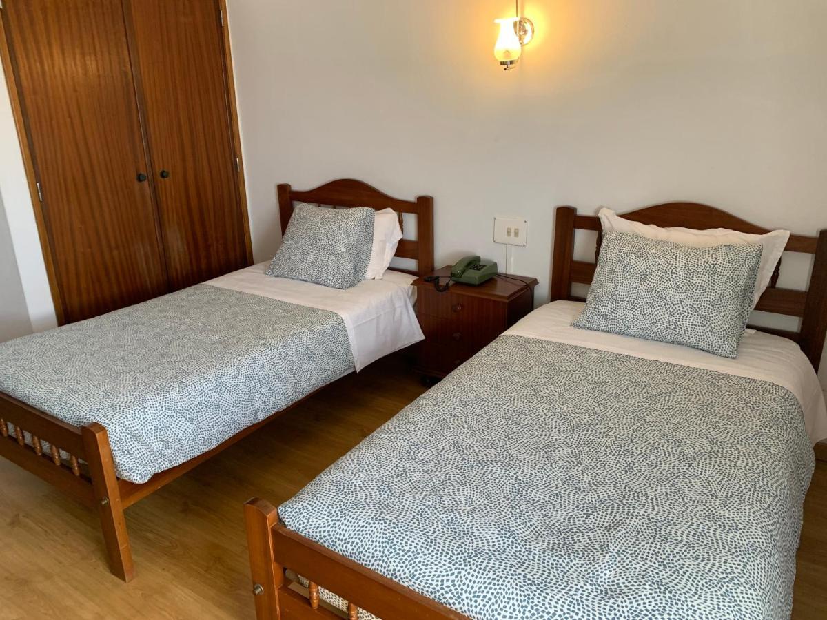 Quarto Twin Standard