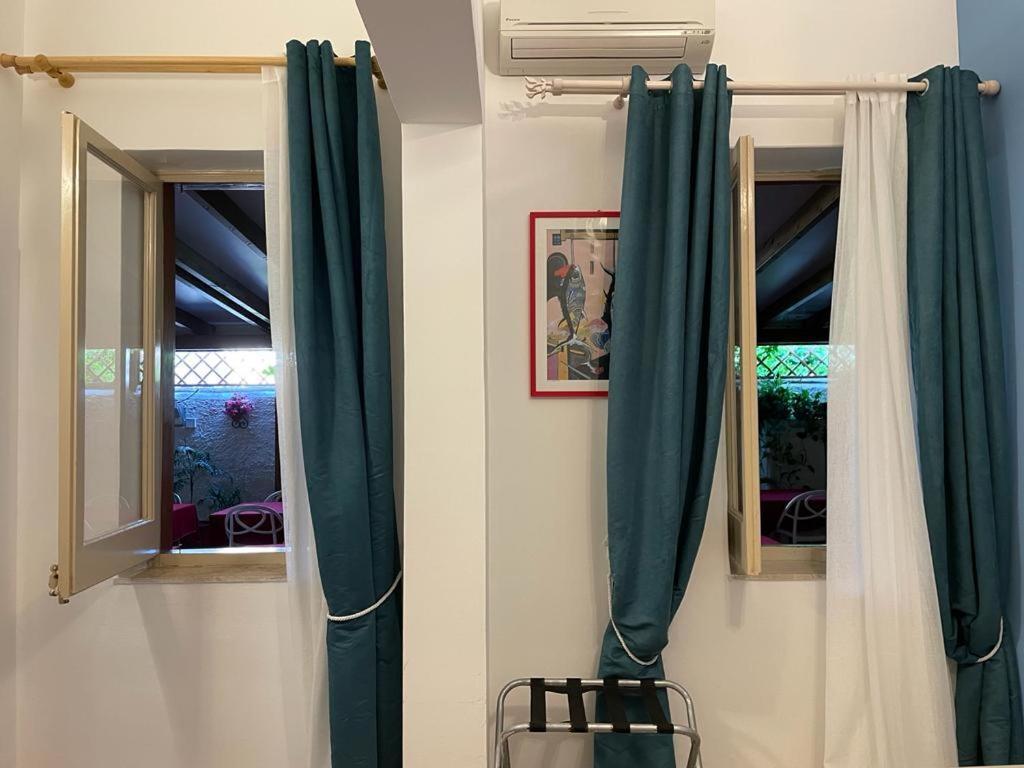 Economy Double or Twin Room,1266451726:JPEG