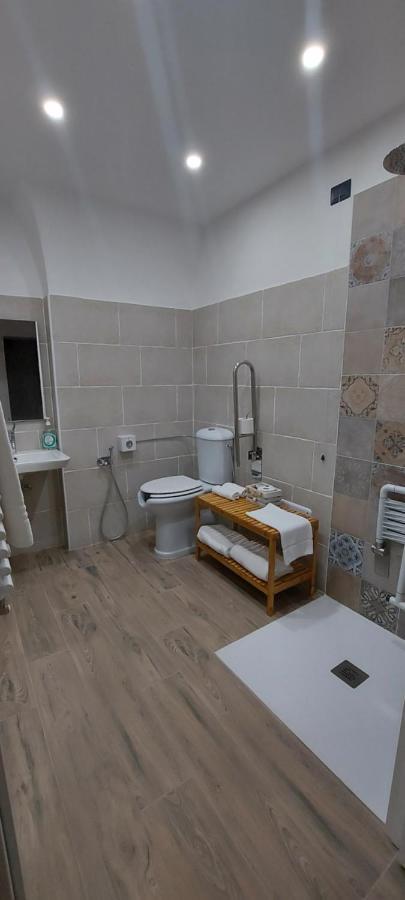 Deluxe Suite,1267734307:JPEG