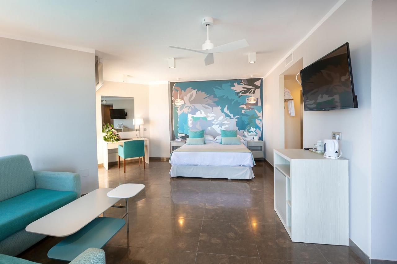 Suite Junior con vistas frontales al mar