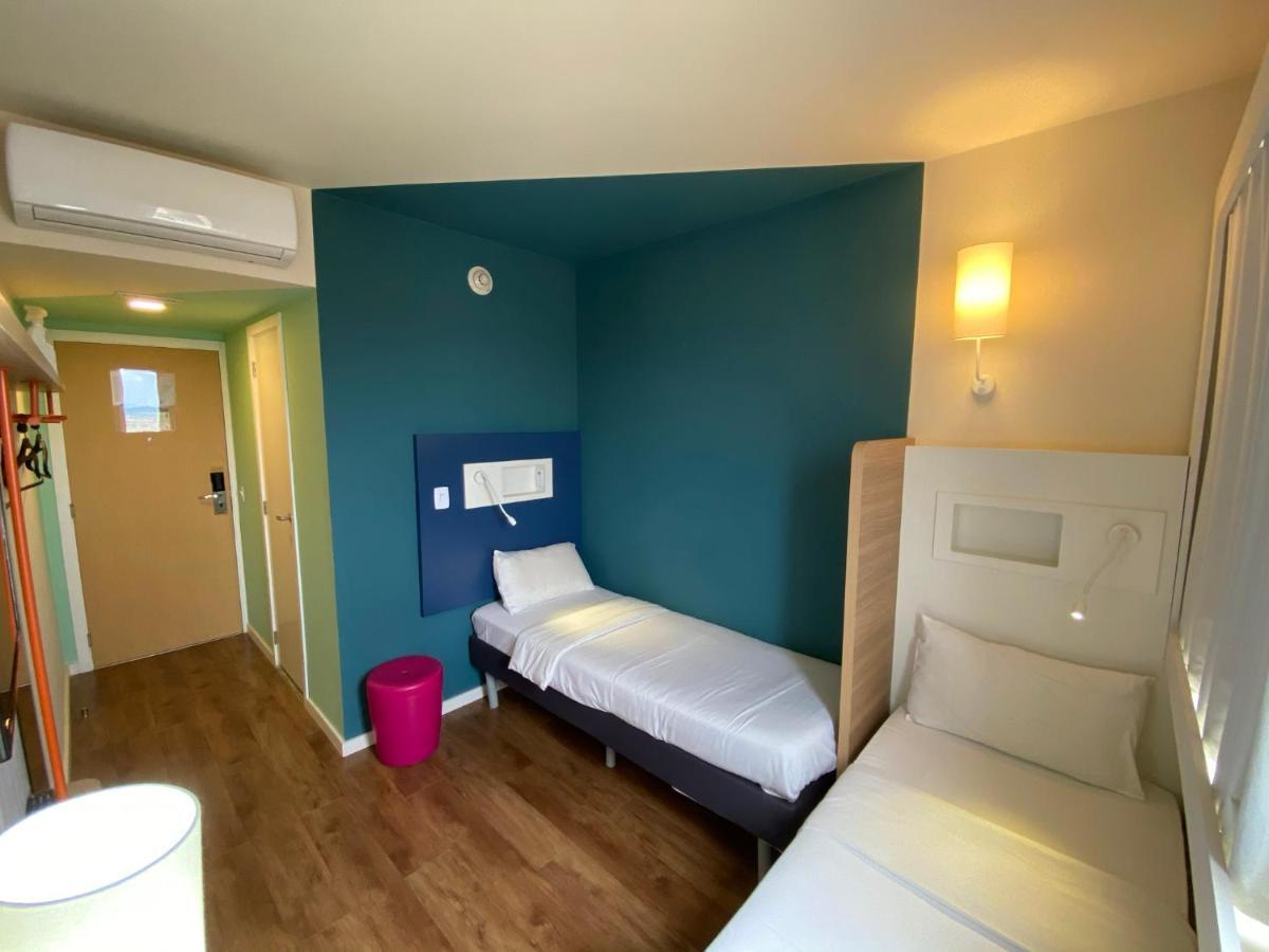 Quarto Standard com 2 Camas de Solteiro